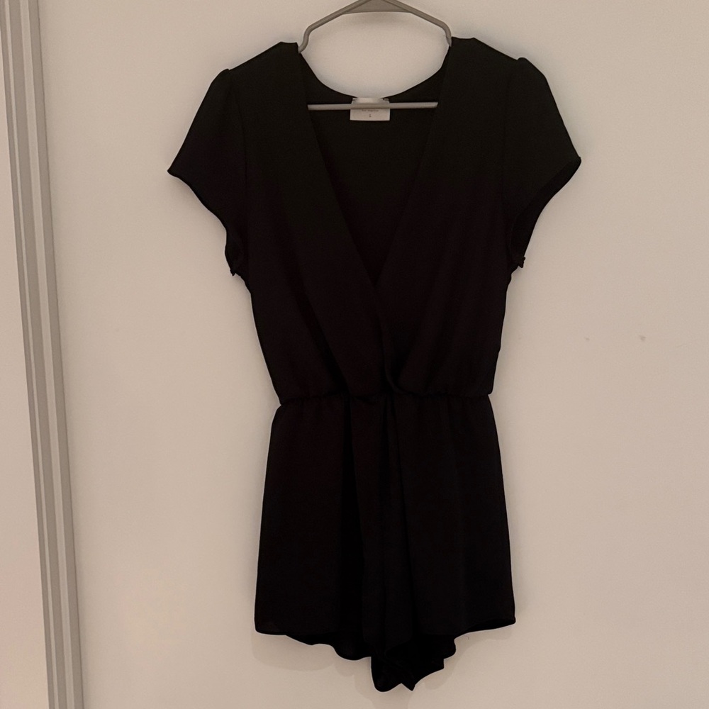 NYMPHE Black V-Neck Romper